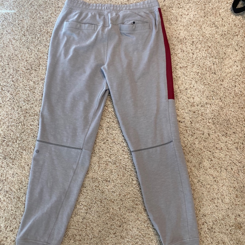 Lululemon Men's Joggers - Size Large